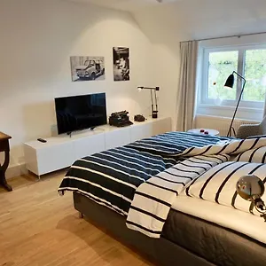 Schoenfelder Apartment Dusseldorf