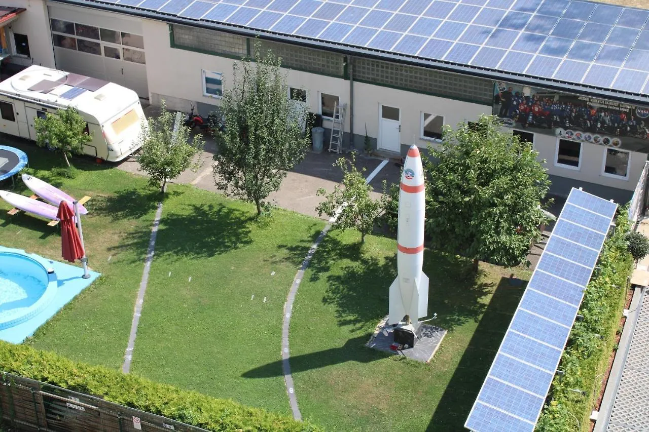 Lejlighedshotel Space Hotel Im Campus Der Jvp Schule Leipzig