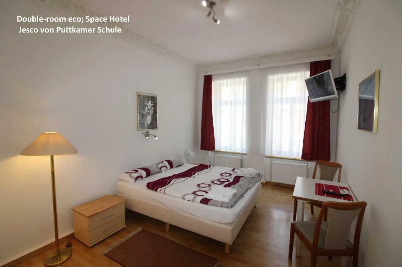 Lejlighedshotel Space Hotel Im Campus Der Jvp Schule Leipzig Tyskland